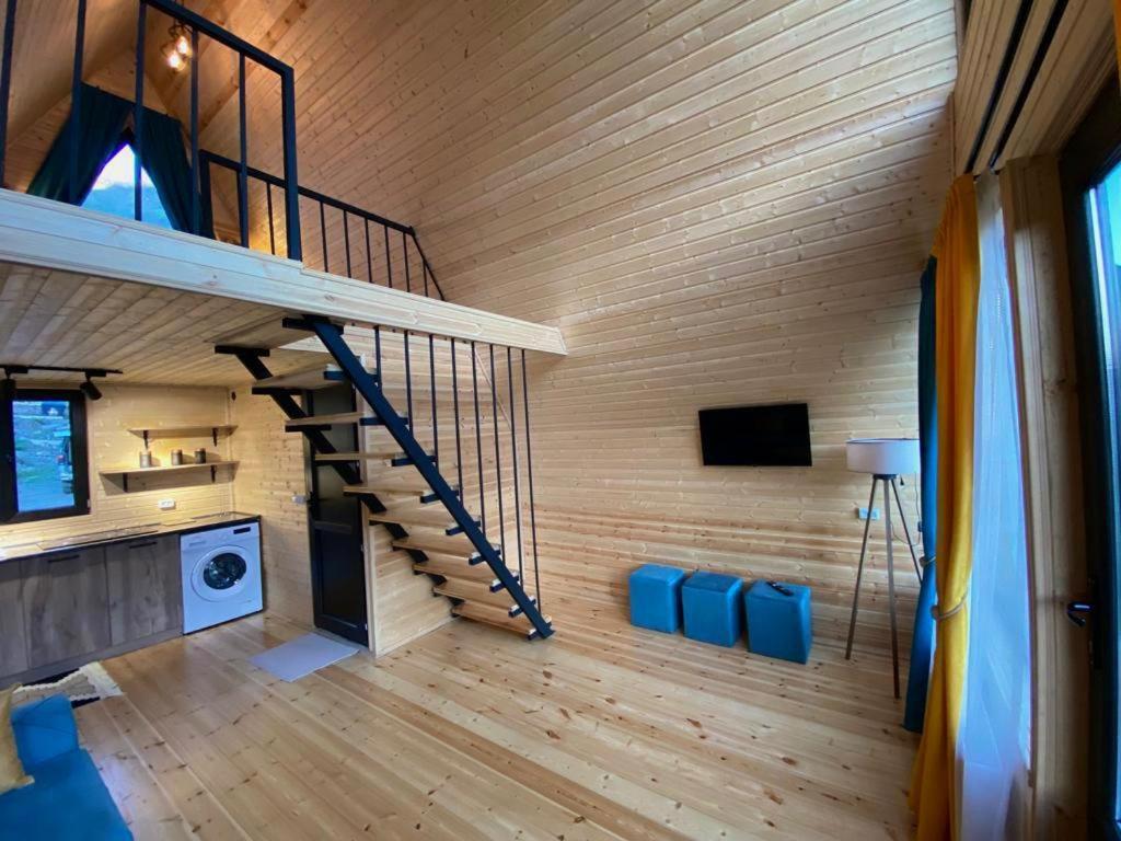 Qusha Cottage カズベギ エクステリア 写真