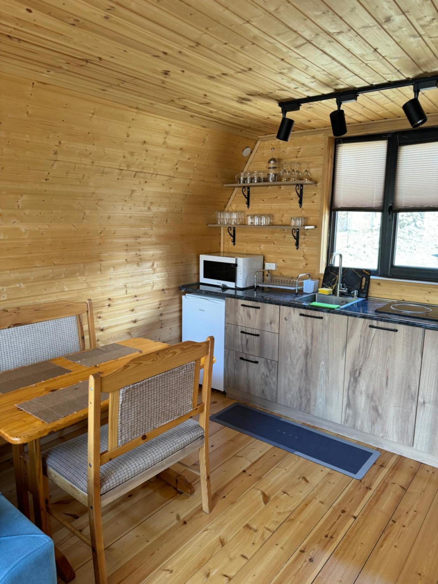 Qusha Cottage カズベギ エクステリア 写真